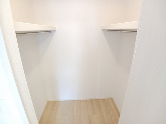 メゾン　ド　ジュネス　Ⅰ 収納