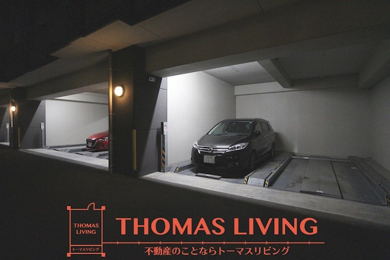 ギャラン穴生 駐車場