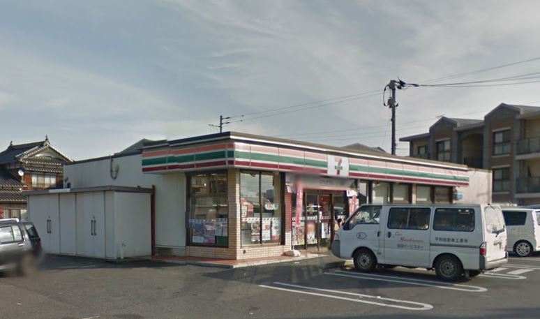 グレイスE　Ⅱ コンビニ