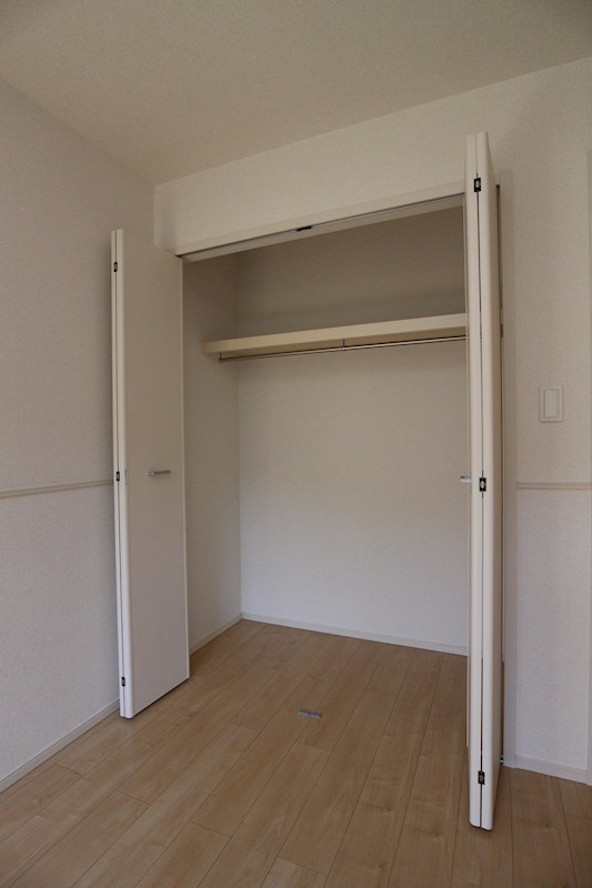 クレメント小倉南　弐番館 収納