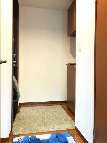 ガーデンシティ今井　D棟 玄関