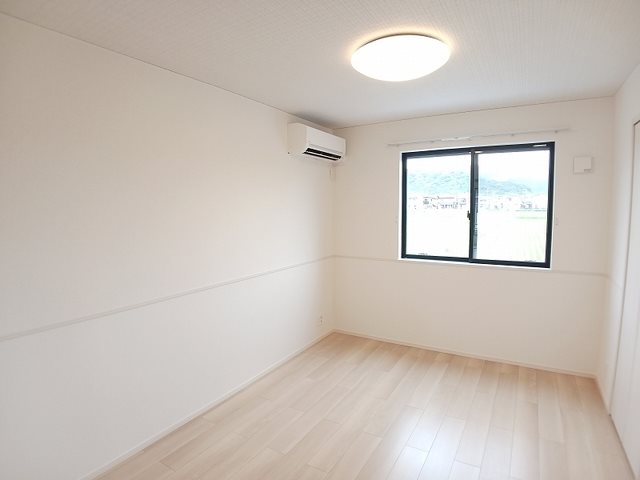 アネーロ　Ⅲ ベッドルーム