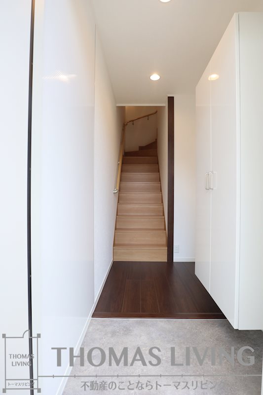 ノワールフェーブA棟 玄関