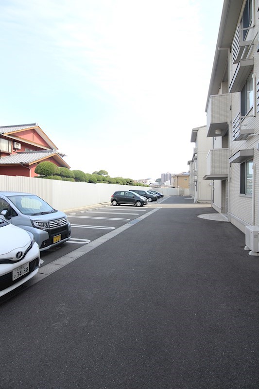 エスポワール祇園Ｂ棟  駐車場