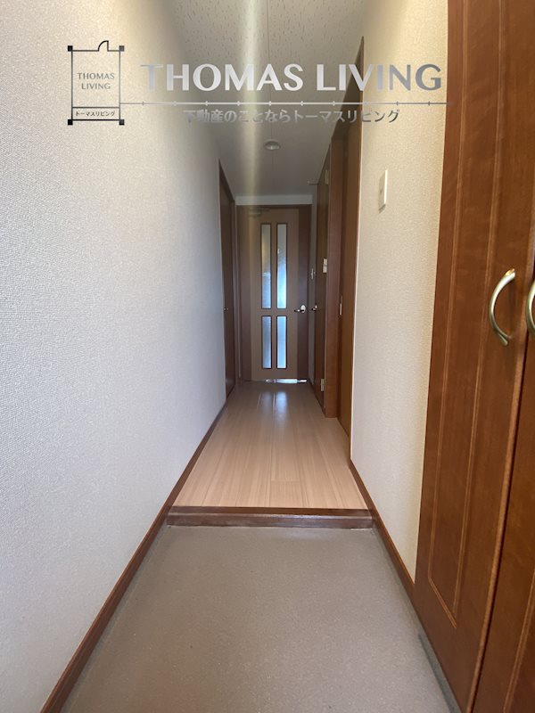 ハイネス若園 玄関