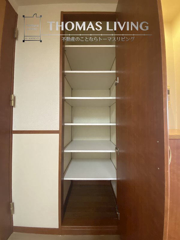 ハイネス若園 収納