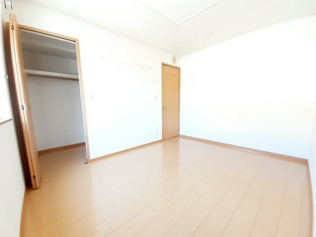 ブライトーU　A棟  収納