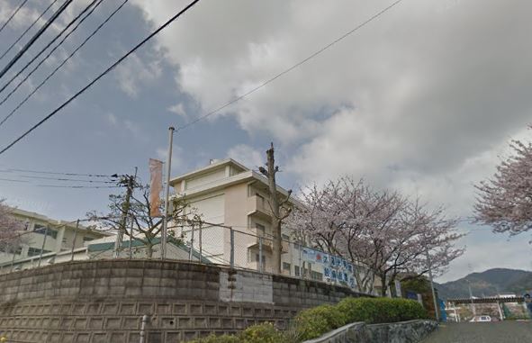 ブライトーU　A棟  中学校
