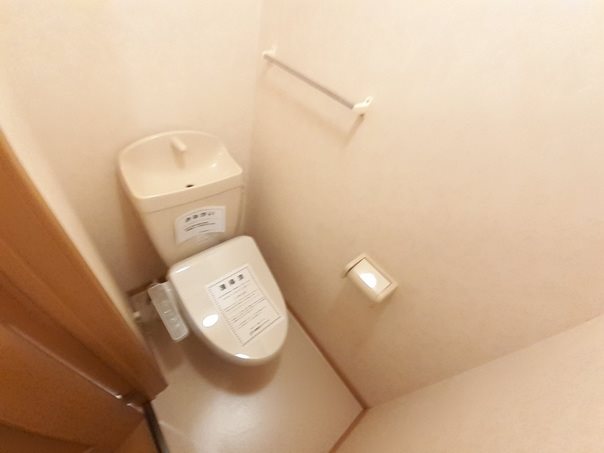 ヴィラ・サンライズ　A棟 トイレ