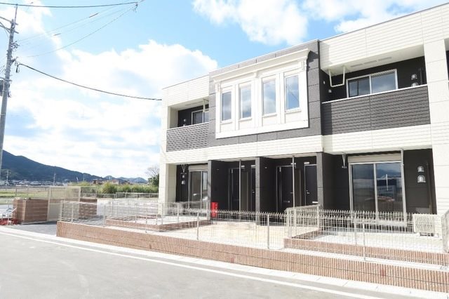 ルーチェ・エス 外観