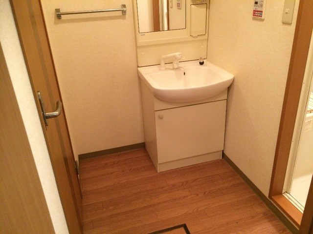 グローリアス行橋Ⅲ 洗面所