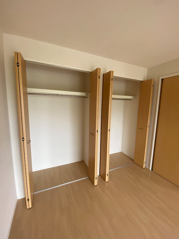 サームヴィレッジ 収納