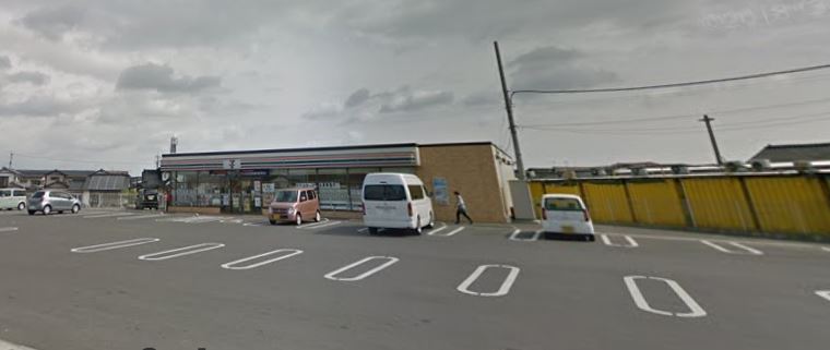 ロータス北泉１ コンビニ