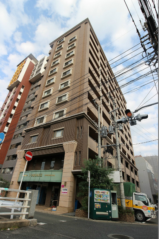 Ｊ－スクエア 外観