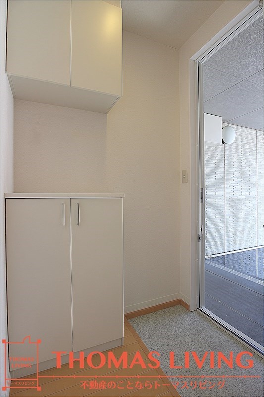 シャーメゾンなるみず B棟 玄関