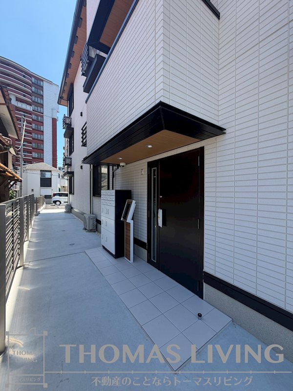 D-ROOM原町 エントランス