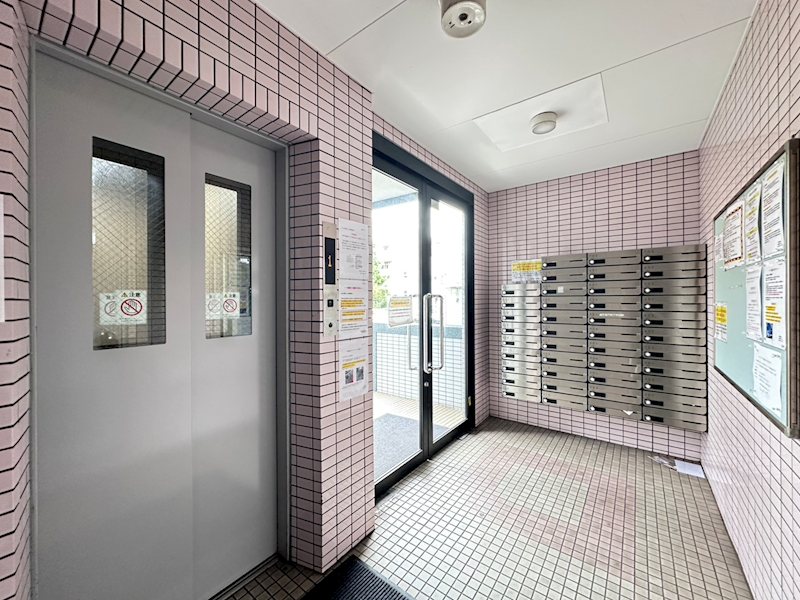 シャルム明石Ⅱ  エントランス