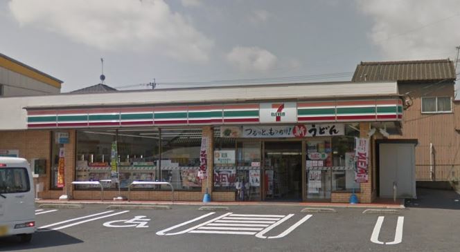 アリエスカーサ コンビニ