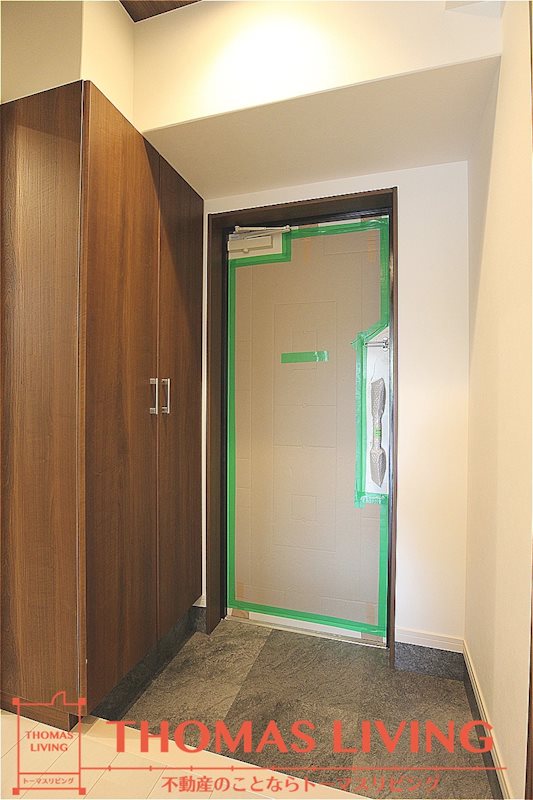 THE SQUARE Platinum Residence 玄関