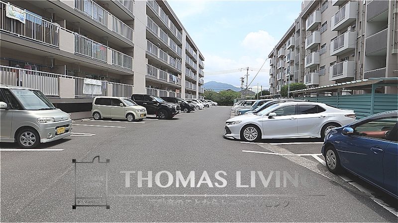 エメラルドタウン本城 Ｆ棟　 駐車場