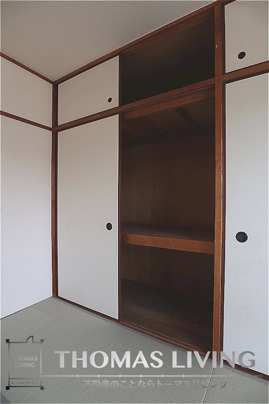エメラルドタウン本城 Ｆ棟　 収納
