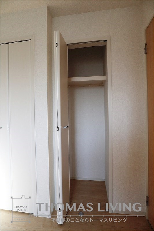 レジデンス感田　B棟 収納
