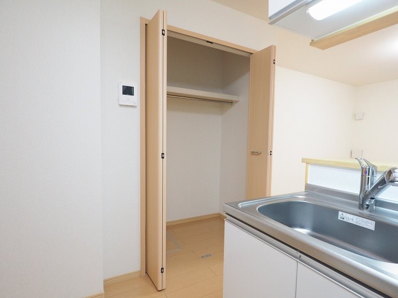 サニーヴィラ Ｂ棟  収納