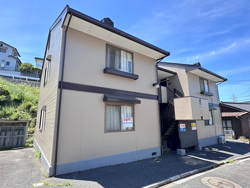 シャルム牧山 駐車場