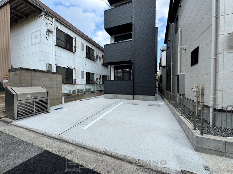 サニーガーデン銀座 駐車場