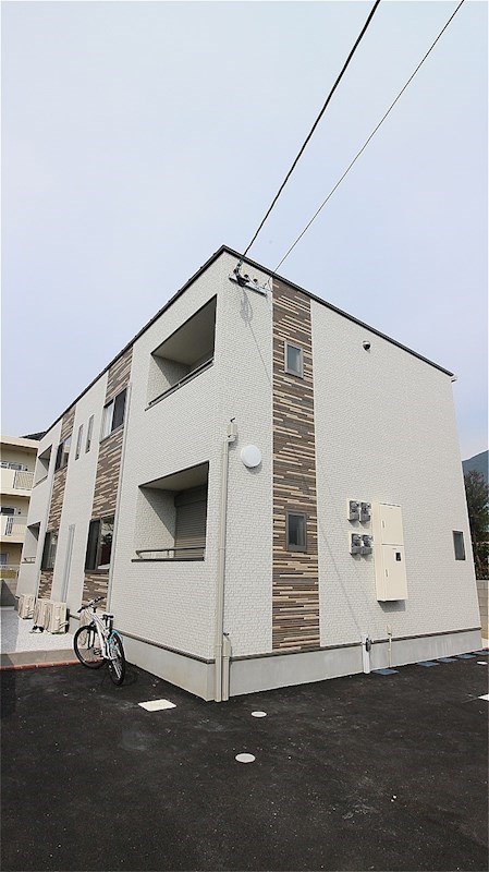 クレイン上葛原 外観