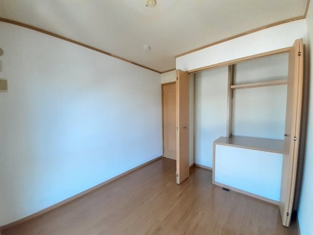 メイユール北泉　A棟 収納