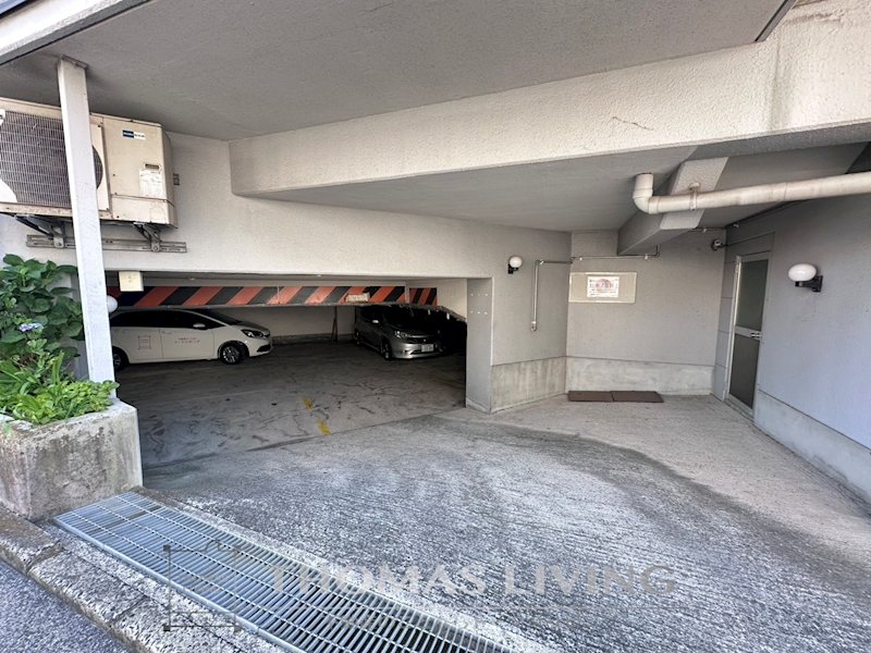 壽ビル 駐車場