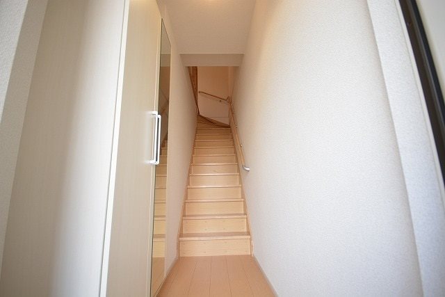 メゾン タウルス　Ⅰ 玄関