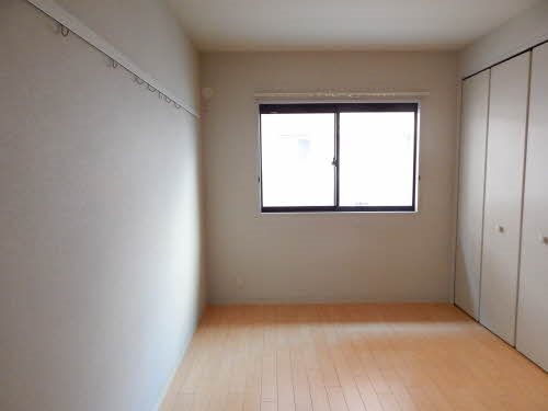 セトル嵐　B棟 ベッドルーム
