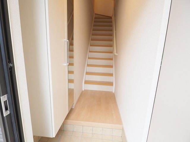 ディアコート苅田 玄関