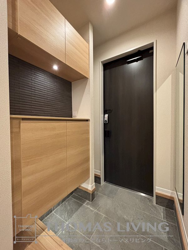 vivace日明 玄関