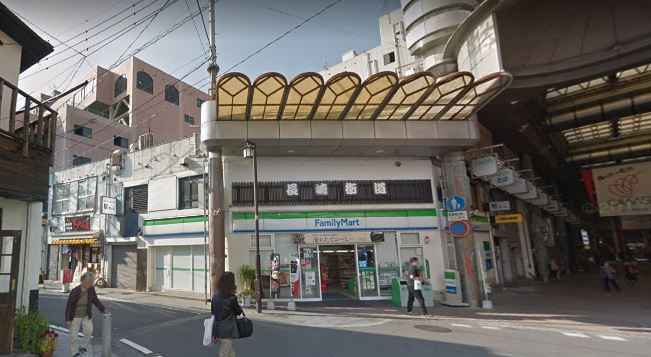 ウィングス西神原 コンビニ