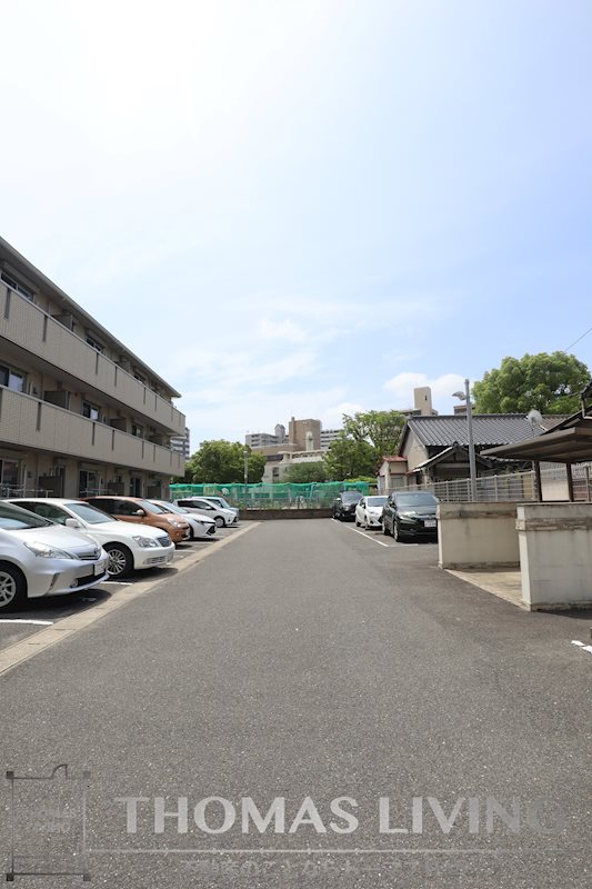 福岡県北九州市小倉北区真鶴１丁目3-1 駐車場