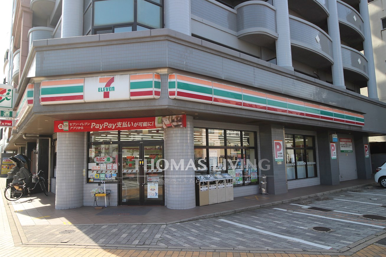 アベニュー小倉ウエスト コンビニ