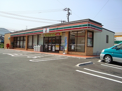 福岡県北九州市八幡西区引野１丁目 コンビニ