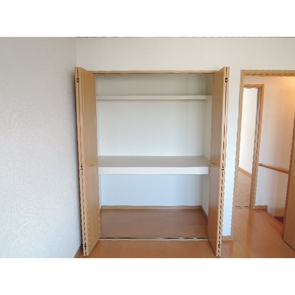 バレンシア南行橋　B棟 収納