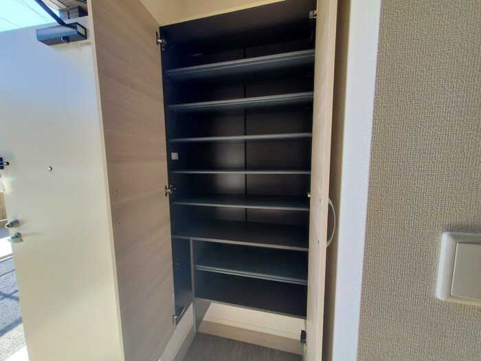 D-ROOM守恒　B棟 玄関