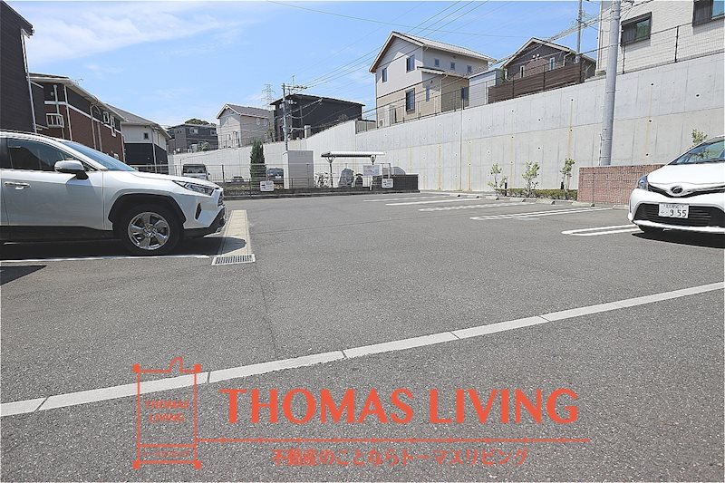 エクセレント本城 A棟   駐車場