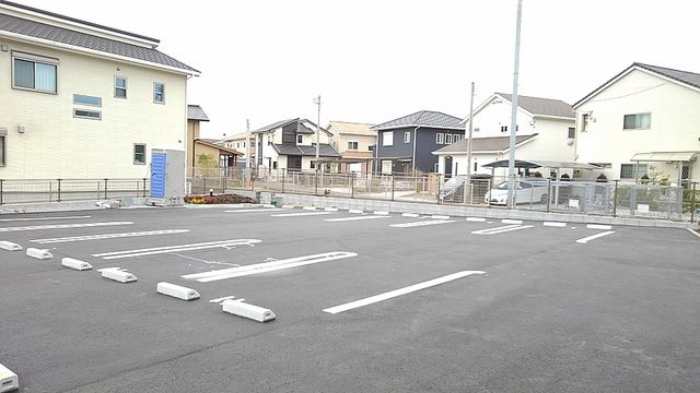 サンリヴァーサイド行橋　A棟  駐車場