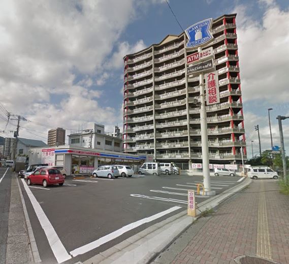 ウィングス西本町 コンビニ