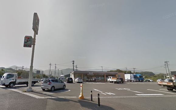 クロス　ウイングⅡ  コンビニ