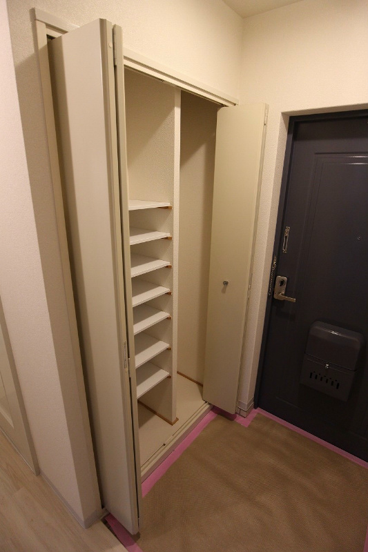 クラシオン木町　25棟 玄関