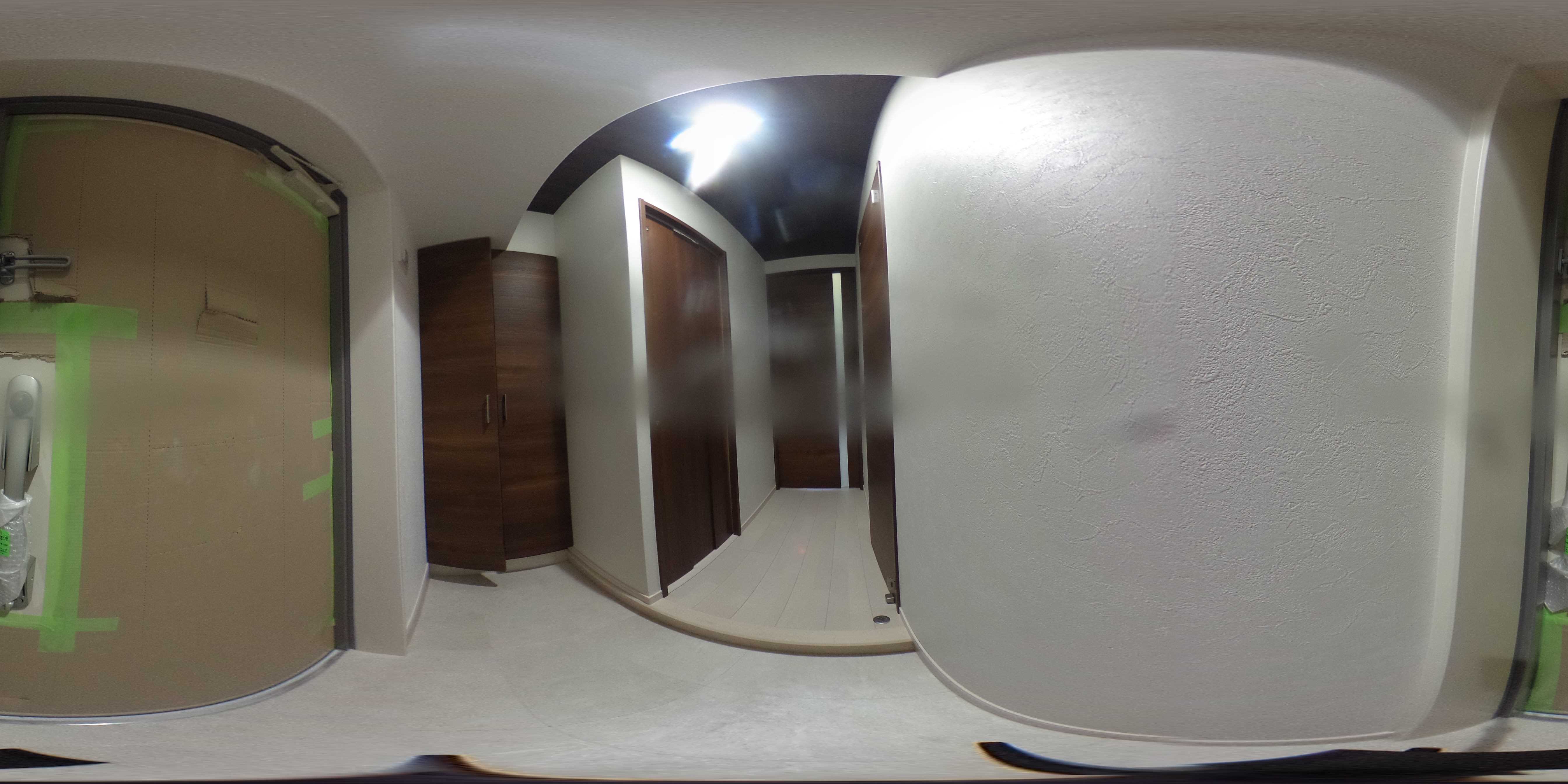 THE SQUARE Central Residence  玄関