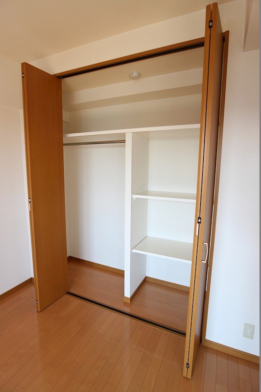 エスズイン葛原  収納