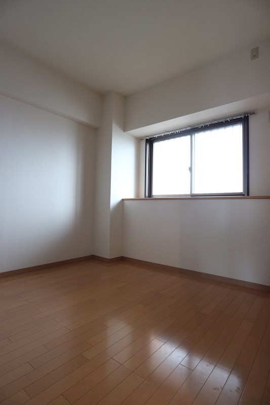 CREWS.ROI Tenjin ベッドルーム